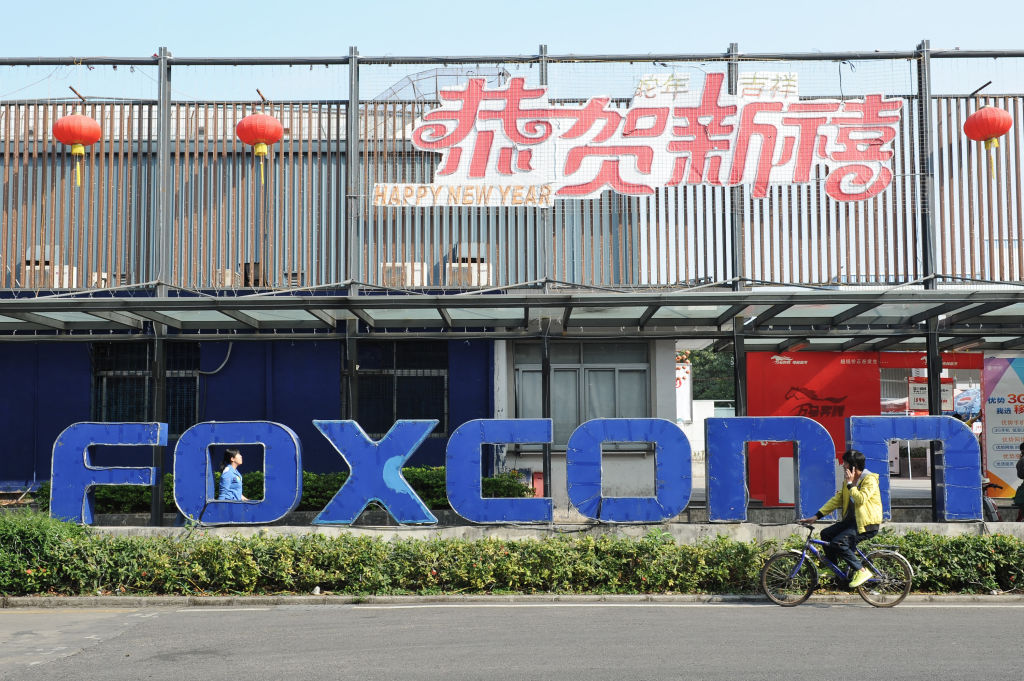 Foxconn is Reportedly Nearing Full Production of iPhones in China