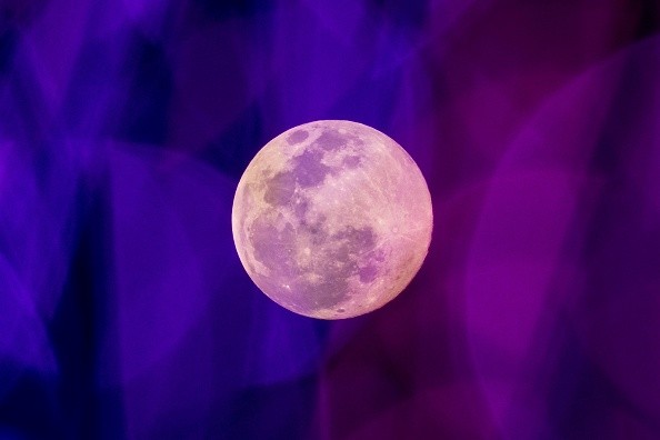 Photographer Captures 48 Moon Hues! Here's Why Earth's Lunar Companion Changes Colors