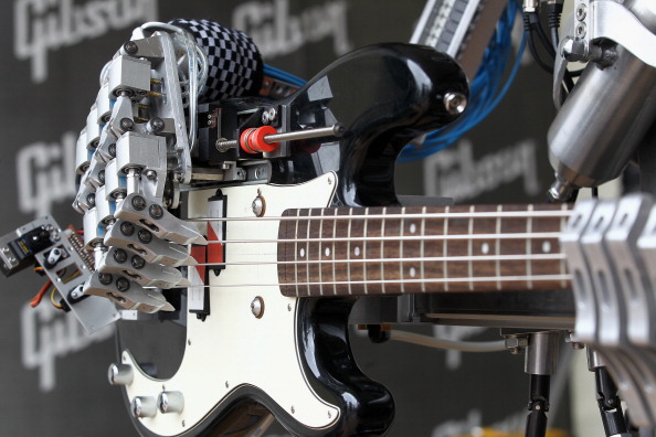 [VIRAL] TikToker Uses Robot Band to Play All-Time Favorite Songs! Here's How He Build It
