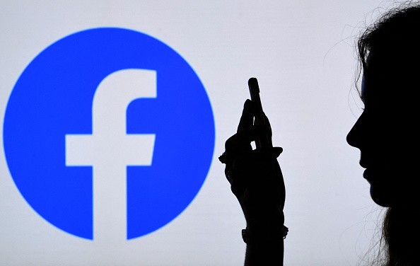 Android, iPhone Battery Drained by Facebook? Here's How FB App Kills Your Smartphone Battery 