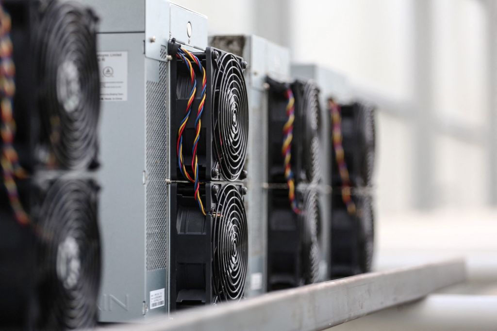 A crypto mining operation was discovered in a highscool in Massachussetts 