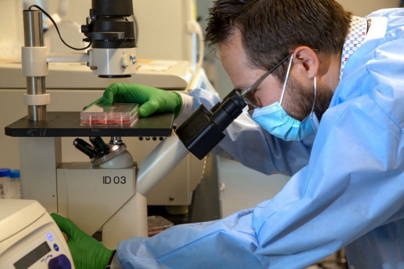 University Of Washington Lab Works On COVID-19 RNA Vaccine