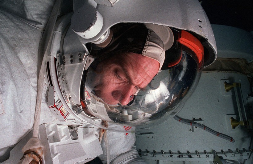 Astronaut Daniel T. Barry, Mission Specialist