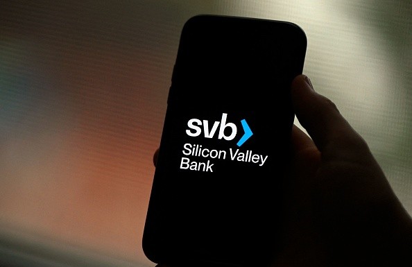 Silicon Valley Bank CEO, CFO Face Class-Action Lawsuit; FDIC Appoints New SVB Boss