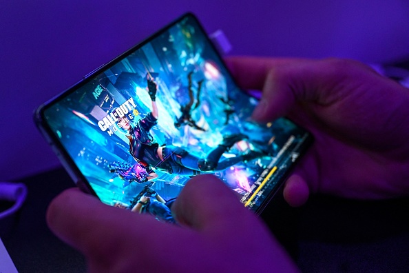 [LEAK] Samsung Galaxy Tri-Fold Could Be on the Way! Features, Pros, Cons, Other Details