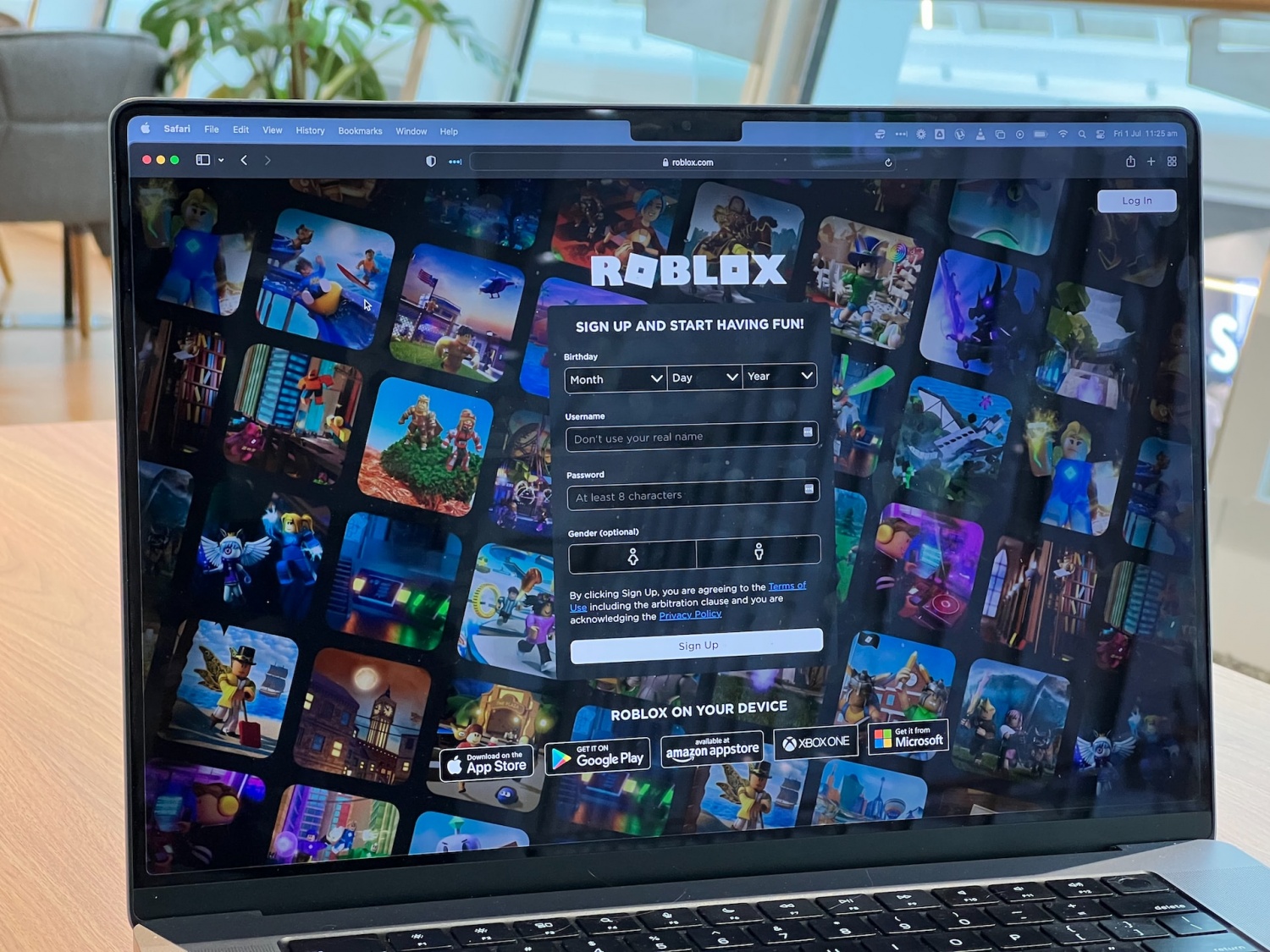 Child spends over $800 on 'Roblox' using password reset bypass