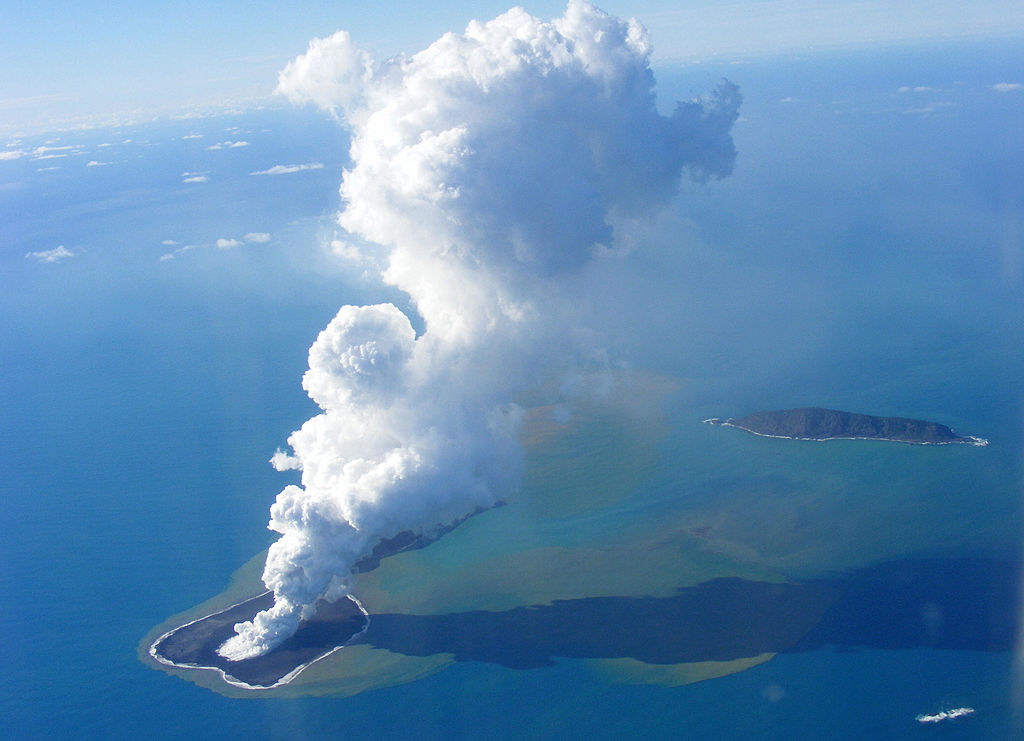 Oceanographers Uncover 19,000 Underwater Volcanoes Worldwide Using Radar Satellite Data