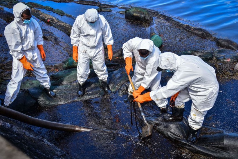 New Bacteria-Killing Superfoam Can Help in Oil Spills, Other Environmental Disasters! How Does It Work?