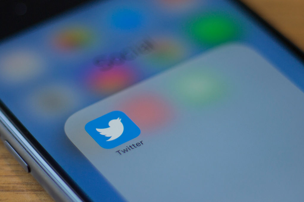Twitter Encrypted DM Feature Arrives! But, Not Everyone Can Have It
