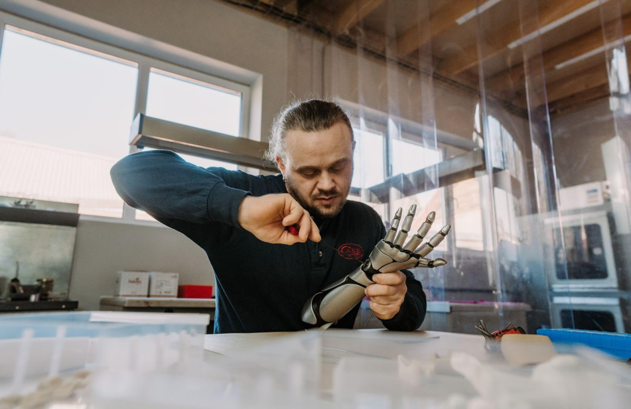 The Technology Race for Engineers: From the World’s Best Prosthetic Design to U.S. National Economic Development
