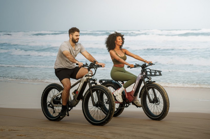 Bạn có muốn dễ dàng chinh phục nhiều địa hình khác nhau bằng cách lái một chiếc xe đạp thông minh có lốp béo không?