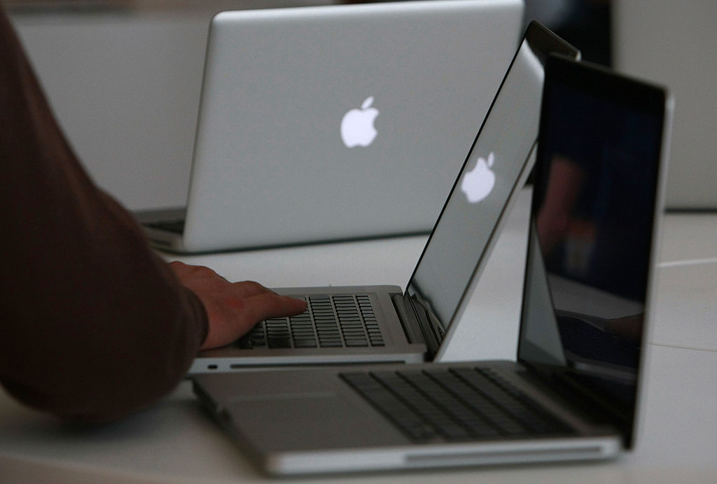 Apple Adds 12-Inch MacBook to List of Obsolete Devices
