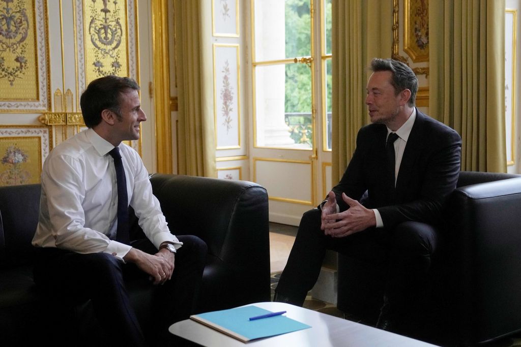 Elon Musk, Emmanuel Macron Meet Again to Discuss Possible Tesla EV Factory in France