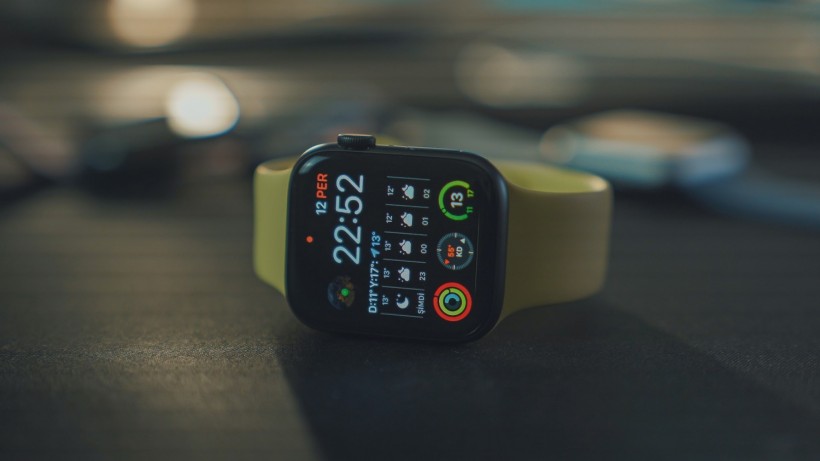 Investigators Warn US Military Members to NEVER Turn on Unsolicited Smartwatches in the Mail
