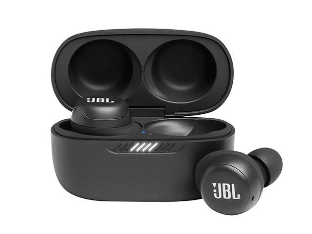 JBL Wireless Earbuds Spotted Selling for 62% Off Ahead of Independence Day Sale