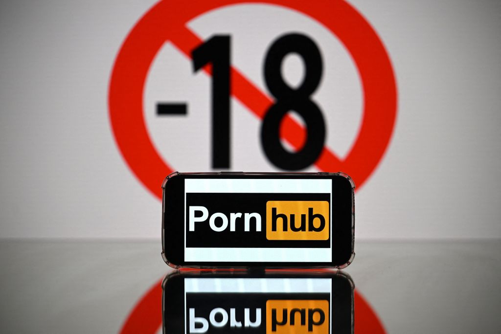 Pornhub Is Blocking People in Mississippi and Virginia — Here's Why