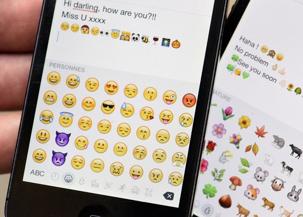 Why using 'thumbs up' emoji could be a legally binding contract