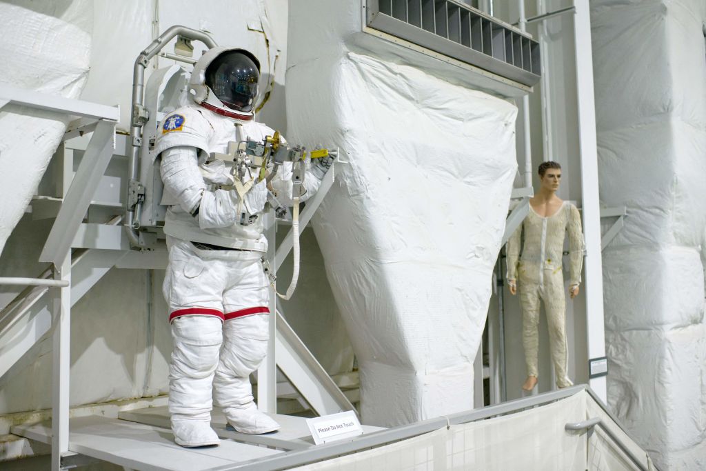 NASA Awards Contracts for Modified Spacesuits to Axiom, Collins