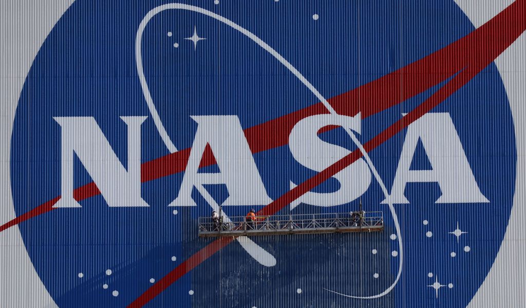 NASA's Mars Mission Stirs Doubts in US Senate