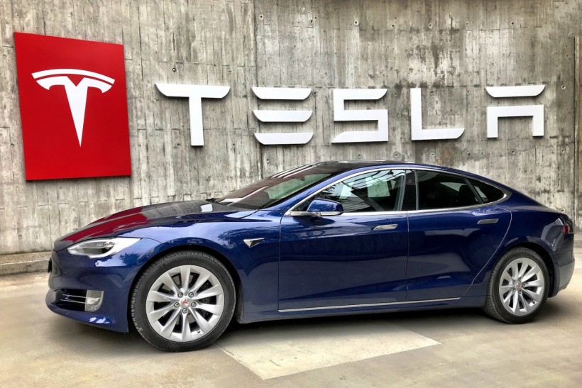 Tesla Issues Recall on Model S, Model X Due to Seat Belt-Related Defect