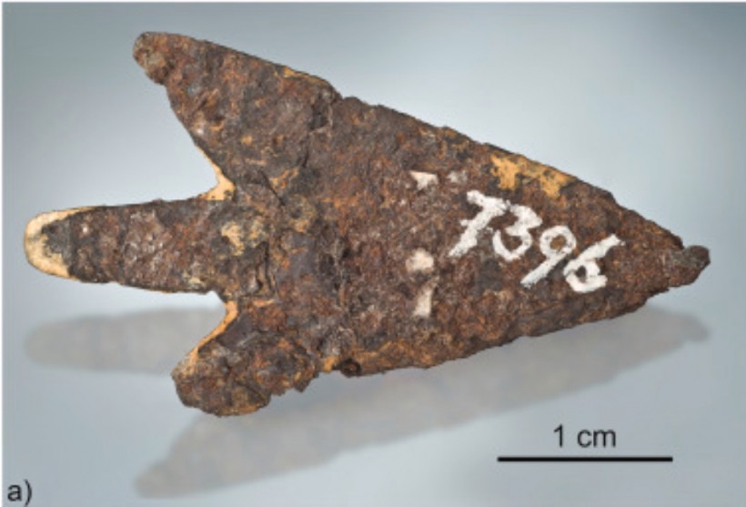 罕见的青铜时代Meteorite-Made箭头