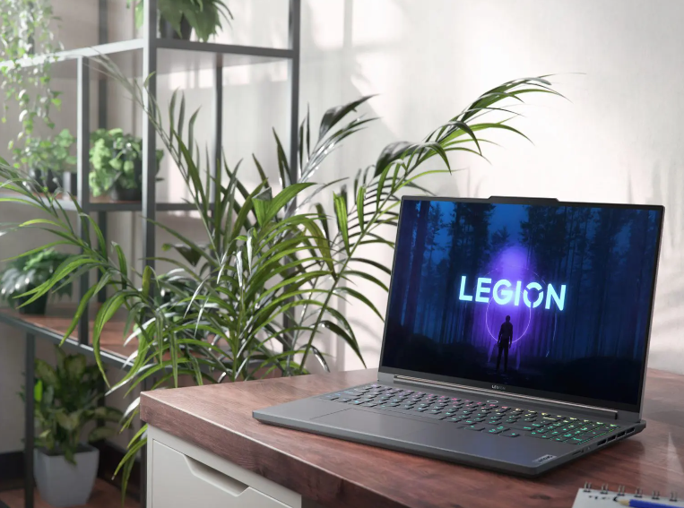 Lenovo Legion Slim 5 Specs Revealed: Ryzen 9 7940HS, 140W Charging, 8 GB GDDR6 VRAM, 1 TB PCIe 4.0, and More