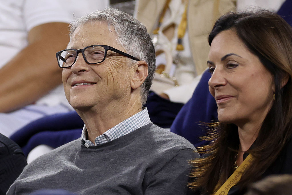 Microsoft Founder Bill Gates, Girlfriend Paula Hurd Spotted at Jeff