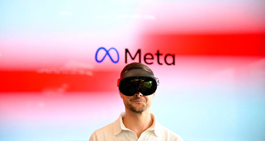 This Modified Meta VR Headset Can Measure Brain Activity, Examine Behavioral Responses