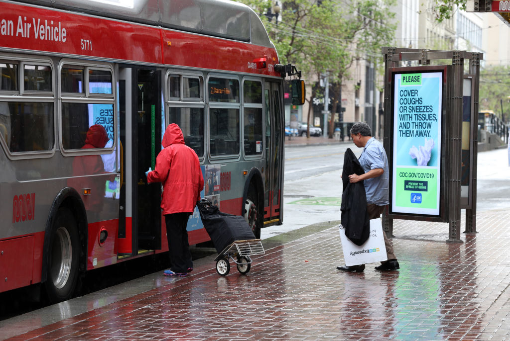 San Francisco Deploys Driverless Buses Following Robotaxi Expansion