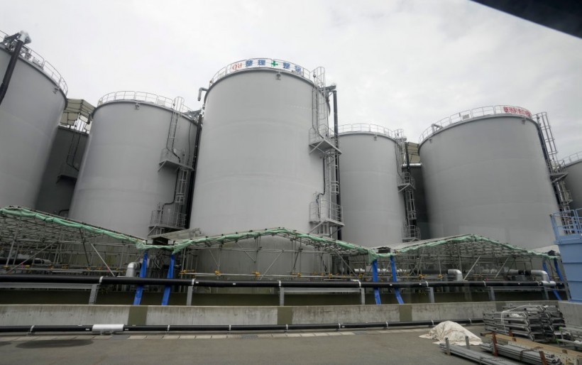Media Visits Fukushima Daiichi Nuclear Power Plant