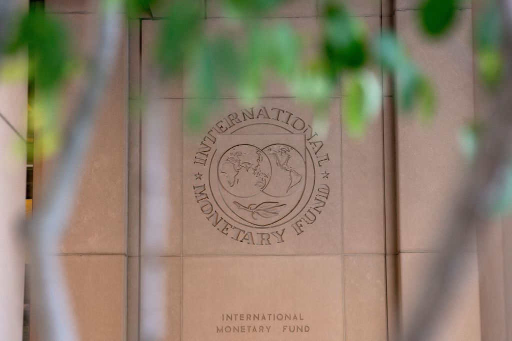 International Monetary Fund Reveals How Generative AI Can Affect the Financial Sector