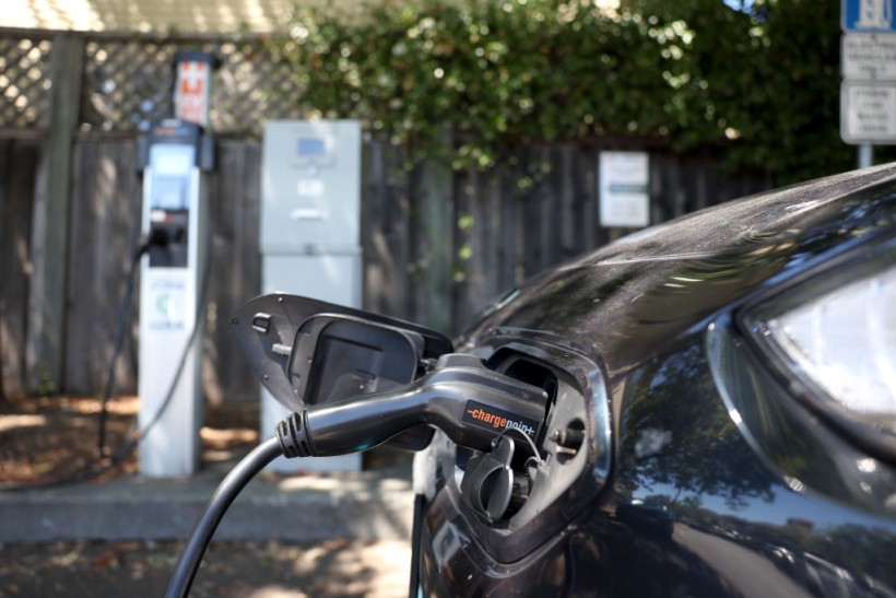 Several Major Automakers Pledge To Expand Electric Vehicle Charging Network Throughout U.S.
