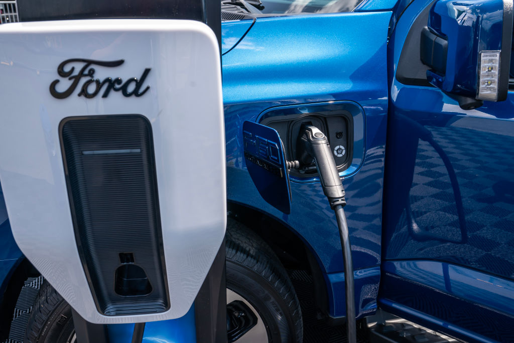Ford, BMW, and Honda Form ChargeScape to Revolutionize EV Charging
