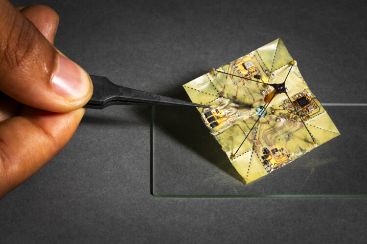 These Battery-Free, Tiny Robots Transform Into Origami-Inspired Foldable Paper to Change How They Move Mid-Air