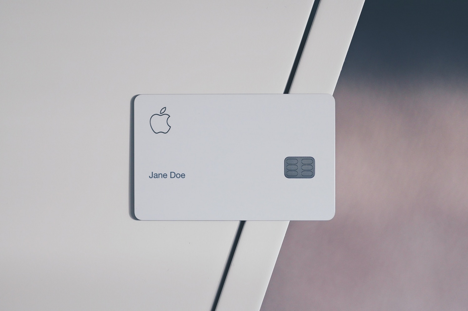 Apple Card Comes with 10% Gas and EV Charging Daily Cash Back Rewards