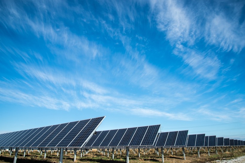 Survey Reveals 68% of People Prefer Solar Power Than Fossil Fuels