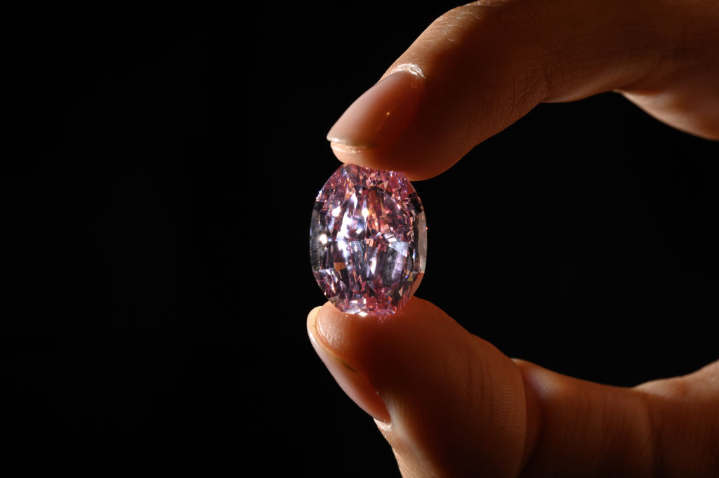 Australian Researchers Unveil How Rare Pink Diamonds Formed During Ancient Supercontinent's Breakup