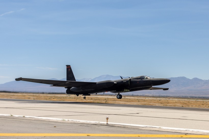 Lockheed Martin Conducts First Flight In U-2 Avionics Tech Refresh