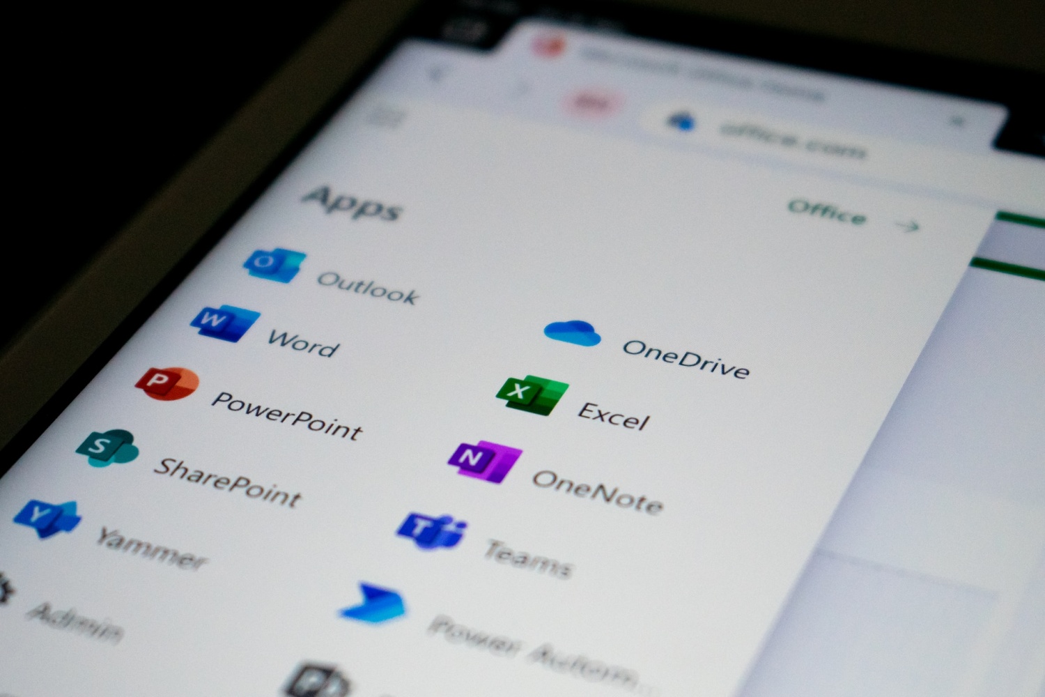 Microsoft Rolls Out New Changes in OneDrive Service: Copilot, Meetings View, and More