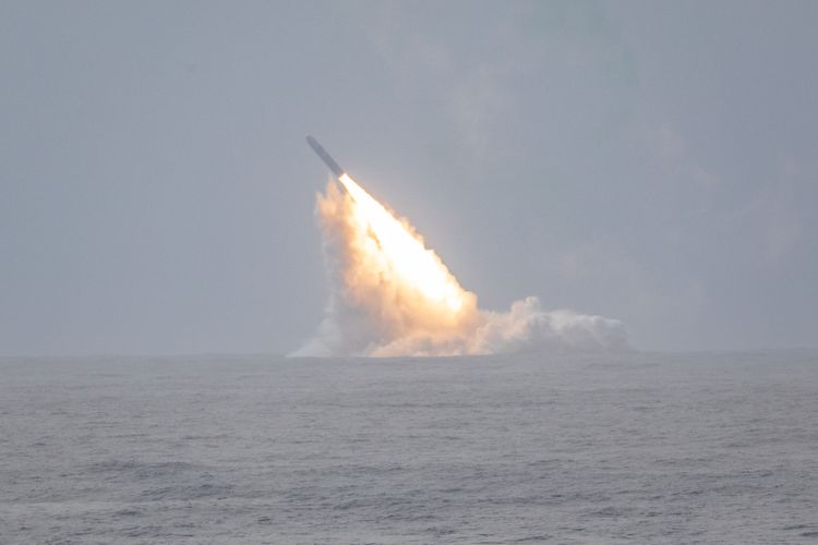 US Navy, Northrop Grumman Successfully Launch Trident II D5 Missile From USS Louisiana Submarine for a Record 191 Times