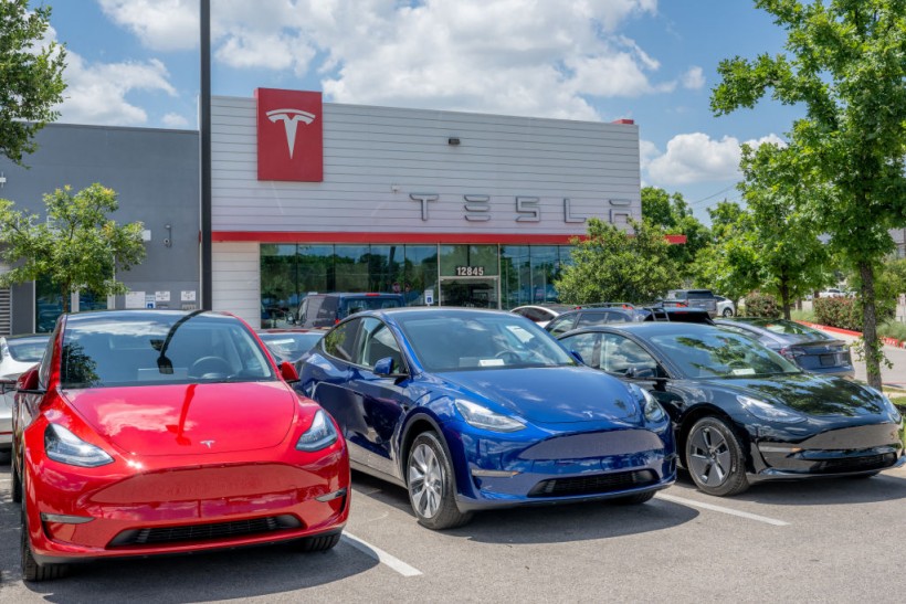 Tesla Cuts Model 3, Model Y US Prices by Up to 4.2%, Aiming for Record Year-End Deliveries