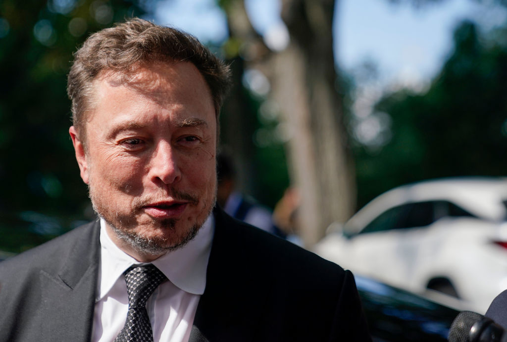 SEC Files Motion for Elon Musk's Testimony in Twitter Takeover Investigation