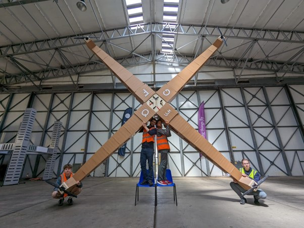 Manchester Engineers Build and Fly World’s Largest Quadcopter Drone Made Out of Foamboard