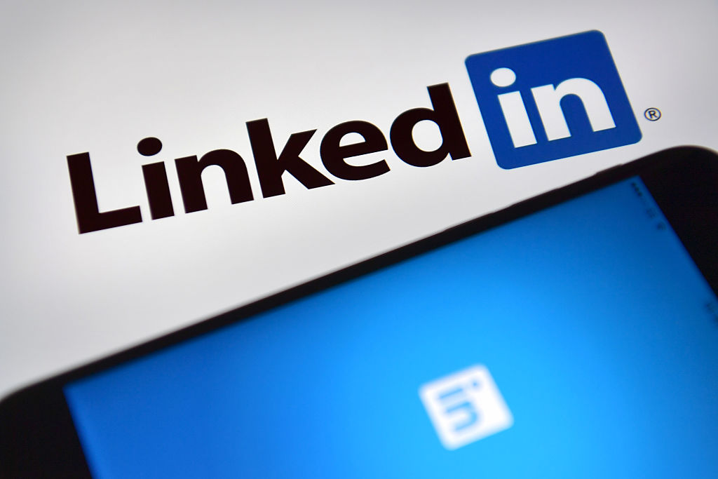 LinkedIn Unveils AI Features for Premium Users: Enhancing Content Creation and Engagement