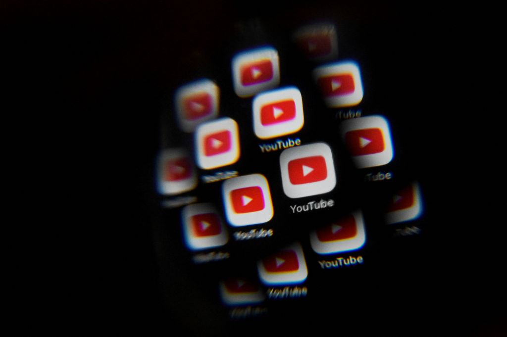 YouTube's Crackdown Prompts Thousands of Users to Delete Ad Blockers