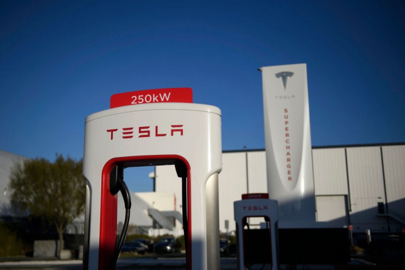 Tesla Introduces Congestion Fees at Supercharger Stations to Alleviate High Demand