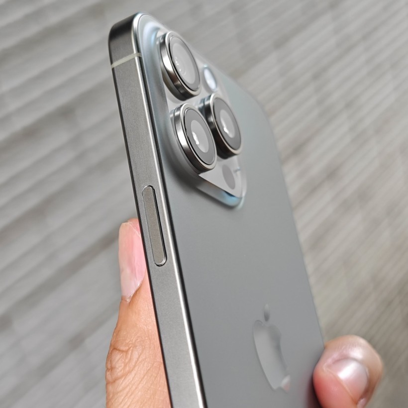 Kuo Claims iPhone 15 Pro Max's Glass-Plastic Hybrid Lens Might Inspire Future Android Phones