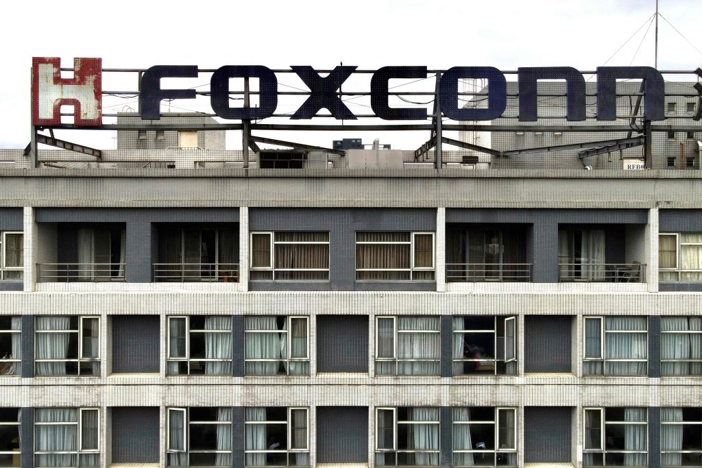 Severe Weather Halts Apple iPhone Production: Foxconn, Pegatron Temporarily Shut Factories in India