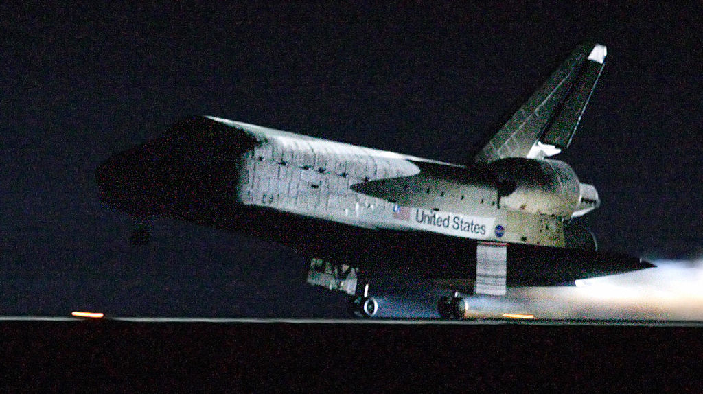 Space Shuttle Discovery lands at NASA's