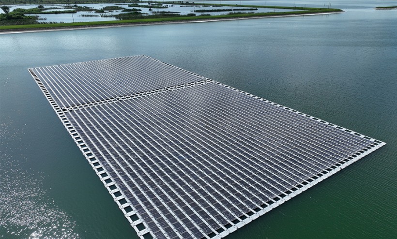 Florida’s First Floating Solar Farm Generates Clean Energy to Power 100 Homes